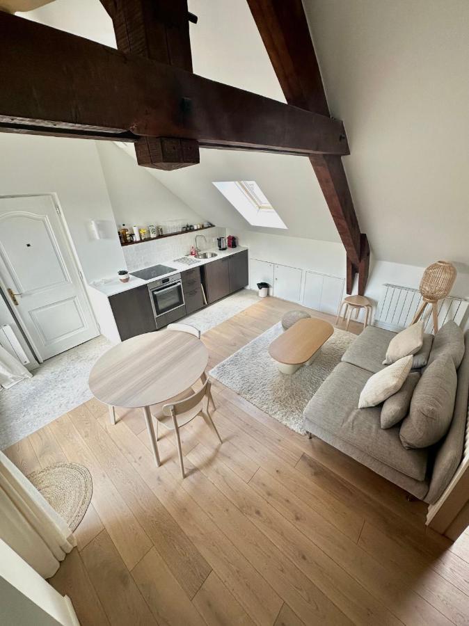 Ecrin De Calme Avec Terrasse Apartment Chambery Exterior photo
