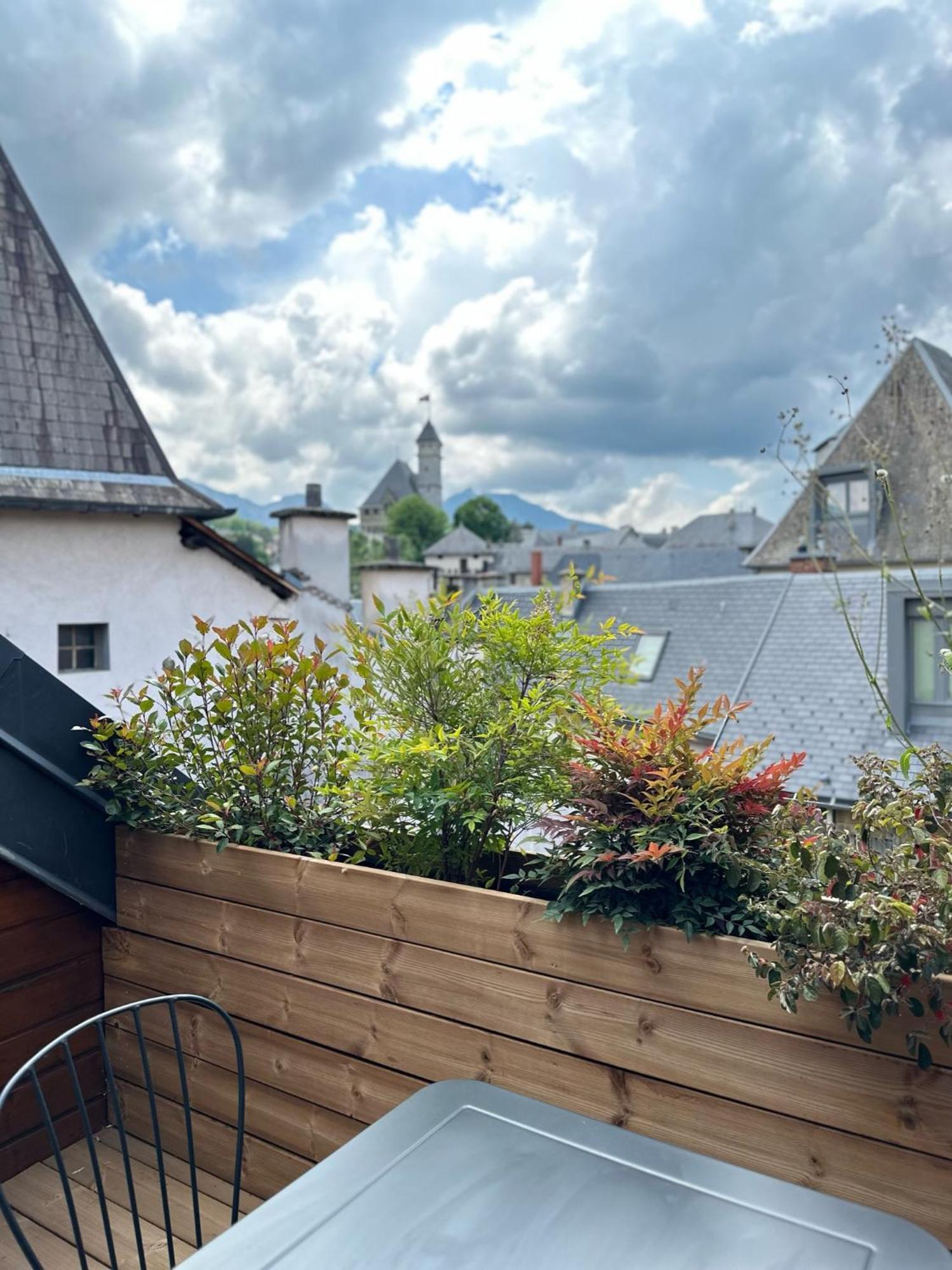 Ecrin De Calme Avec Terrasse Apartment Chambery Exterior photo